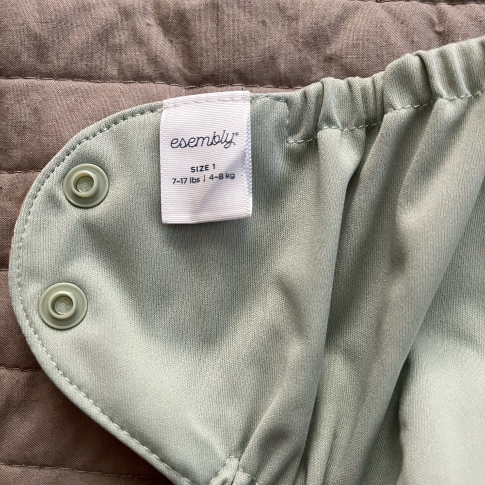 Esembly Cloth Diaper Outer / Swim Diaper Size 1 NWOT - Picture 5 of 6